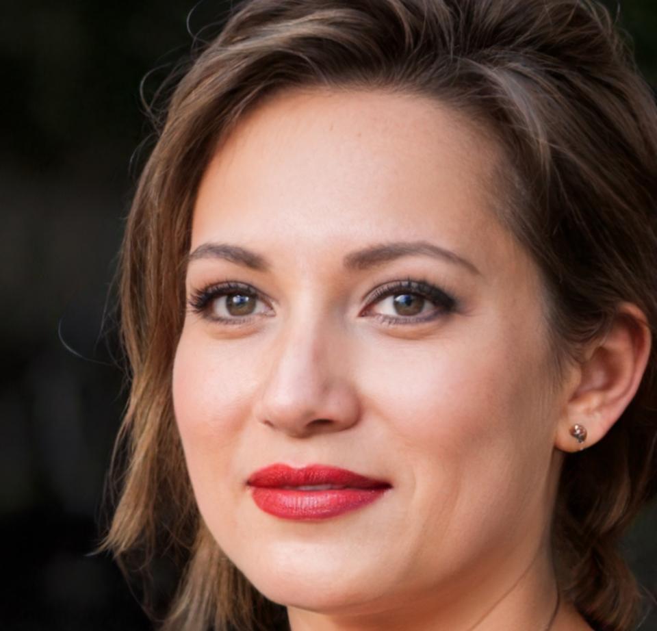 Elena Rodríguez - Experta en mindfulness y técnicas de autoconocimiento